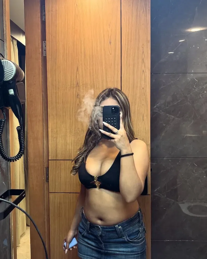 Professional Udaipur Escort Services